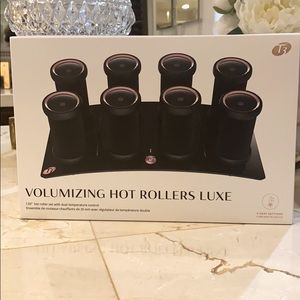 T3 Volumizing hot rollers luxe